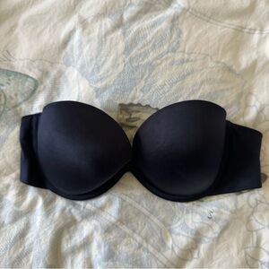 Victoria’s Secret Very Sexy Black Strapless Bra 36B